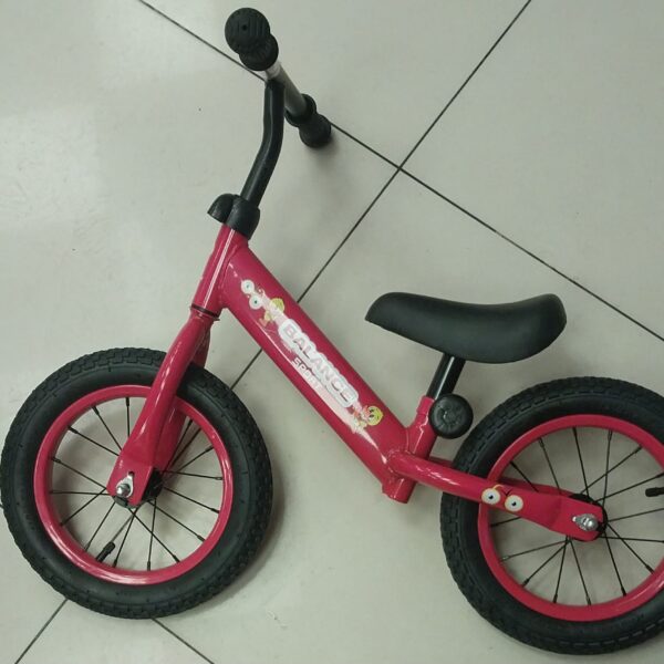 begovel, biciclete fara pedale, bigivel,Беговелы,Biciclete fără pedale,Bicicleta fără pedale,Беговел